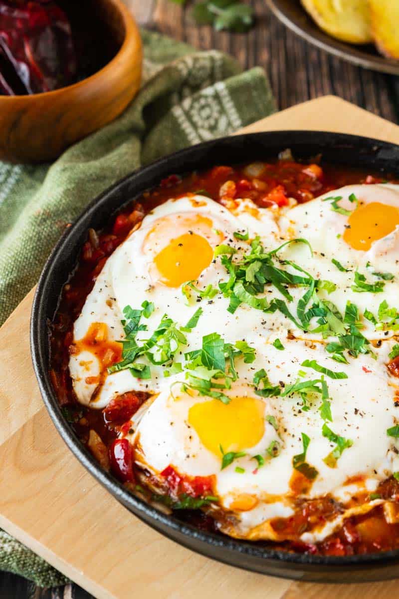 Mexican Baked Eggs in Cast-iron.