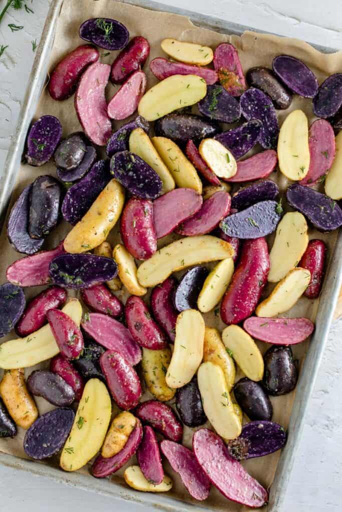Roasted Garlic and Dill Fingerling Potatoes